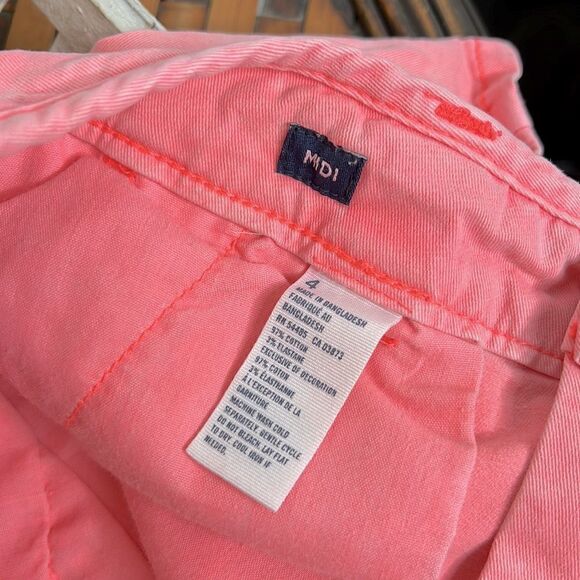 American Eagle Coral Pink Chino Midi Shorts Size 4 - Picture 6 of 6